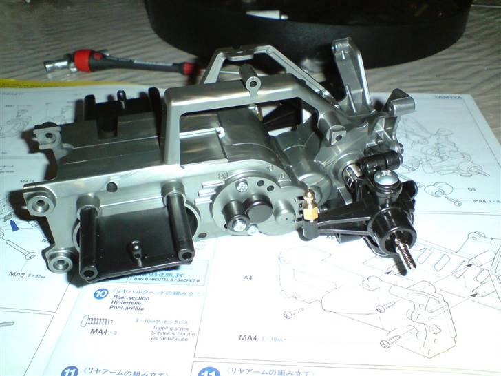 Bil tamiya m-03 cooper solgt - godt igang med forenden billede 4