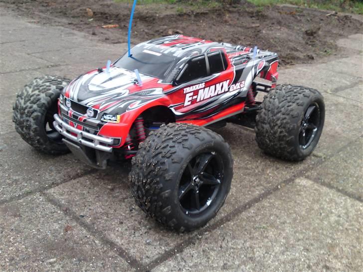 Off-Roader E-maxx ( Byttet) billede 1