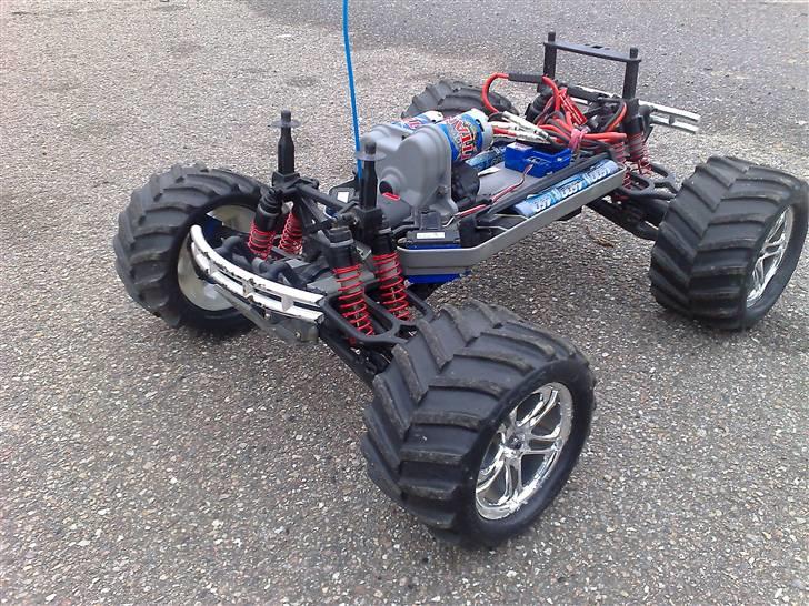 Off-Roader E-maxx ( Byttet) billede 2