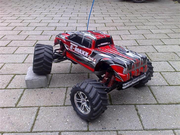 Off-Roader E-maxx ( Byttet) billede 8