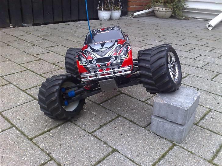 Off-Roader E-maxx ( Byttet) billede 11