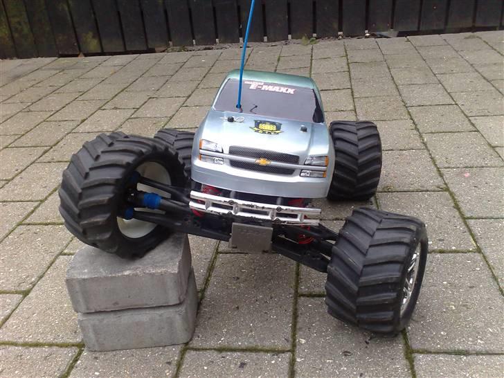 Off-Roader E-maxx ( Byttet) billede 14