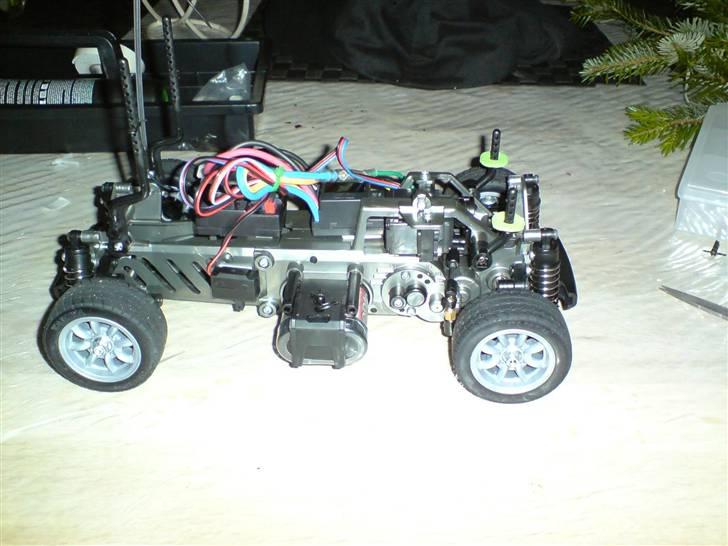 Bil tamiya m-03 cooper solgt - så er der monteret kuglelejre ved tandhjulene, og alt er monteret igen så vi kan bruge tiden i klubben på race billede 8