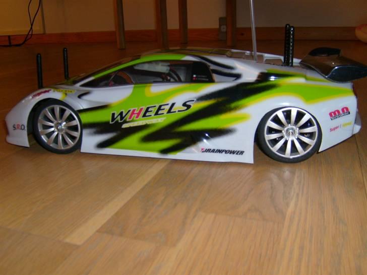 Bil Brushless HBX CoolFire  - Onroad mode bemærk den ultra lave fri højde det er cool billede 12