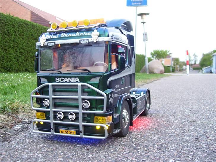 Lastbiler Scania R470 nye billeder - Dejligt billede, med neonlyset fikset ;-) billede 3