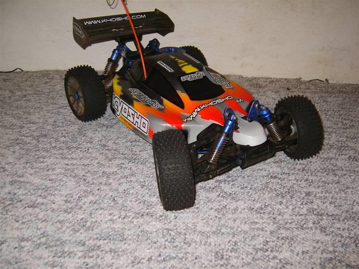Buggy kyosho inferno (solgt)7,5 billede 1