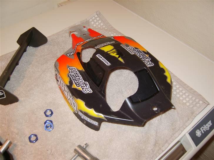 Buggy kyosho inferno (solgt)7,5 billede 11