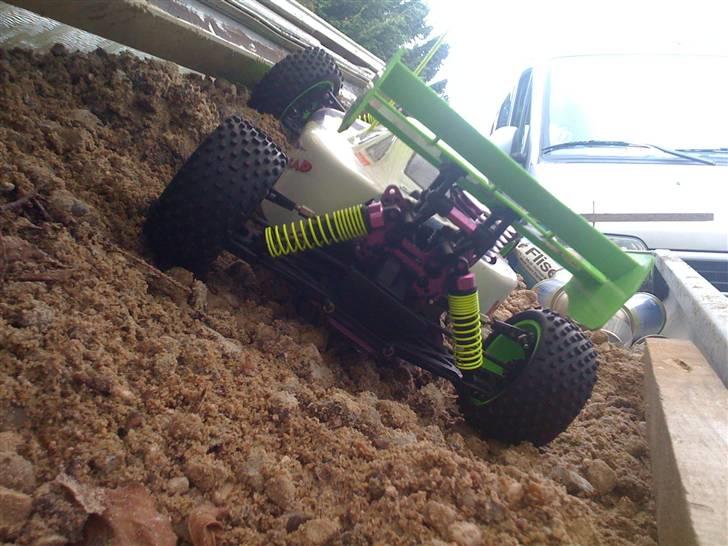 Buggy Atomic warhead billede 2