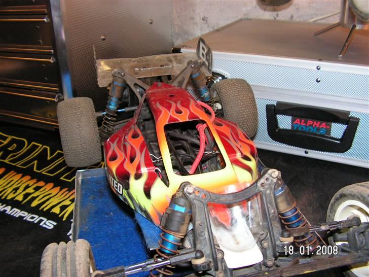 Buggy Assosiated b4 billede 2