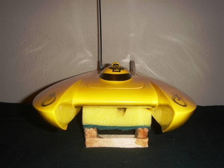 Båd PowerCat Mini Brushless billede 2