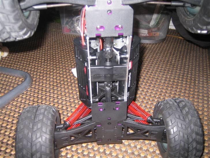 Truck HPI E-savage - bunden. billede 4