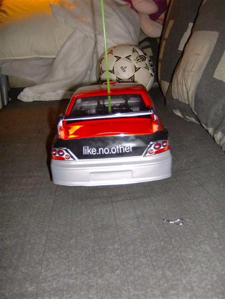 Bil HBX Evo - Så ser man den bag fra billede 9