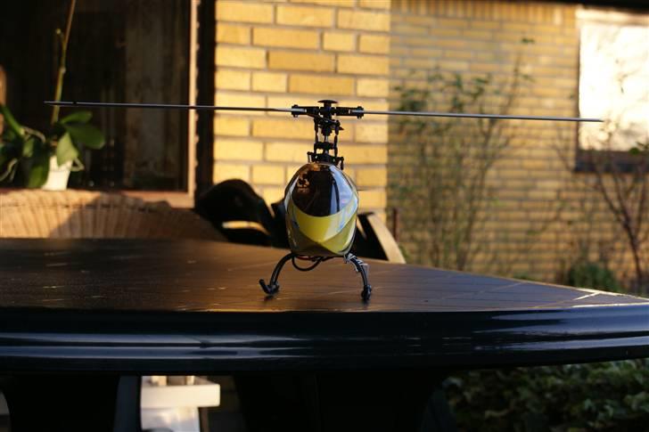 Helikopter ArtTech Tyhpoon billede 1