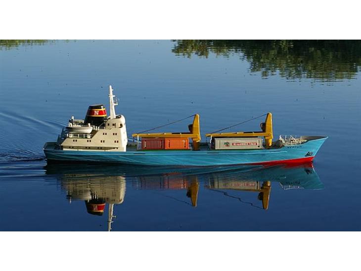 Båd Neptun Fragtskib Solgt - som den kommer til at se ud når den er færdig samlet (dette billede er Venligst  udlånt  af modelskibet.dk) billede 1