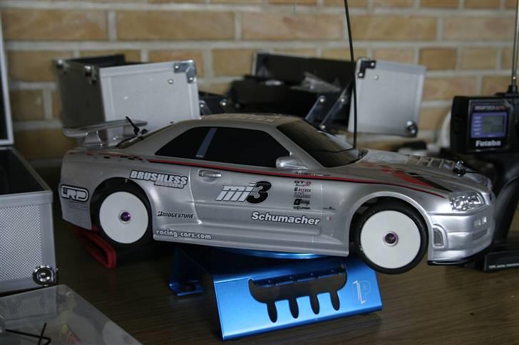 Bil Schumacher Mi3 - Mit første karos, og da bilen var forholdsvis ny og mit værkstedsbord billede 3