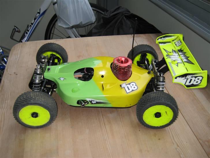 Buggy Hot Bodies D8 billede 2