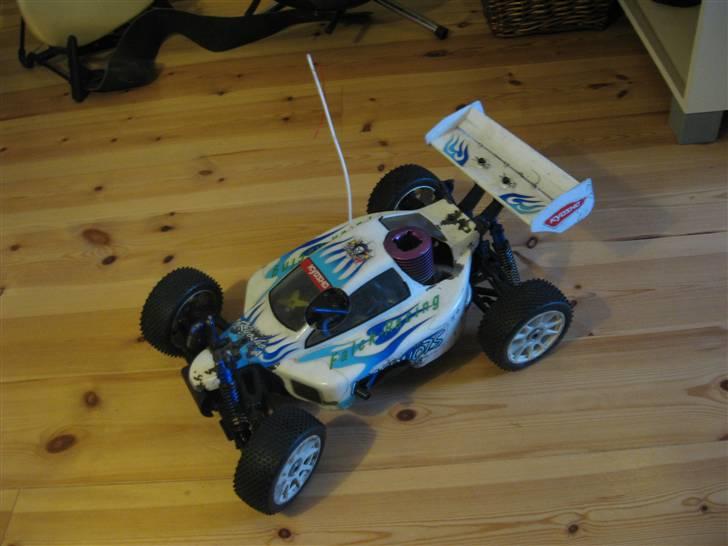 Bil Kyosho Inferno 8P Powered billede 3