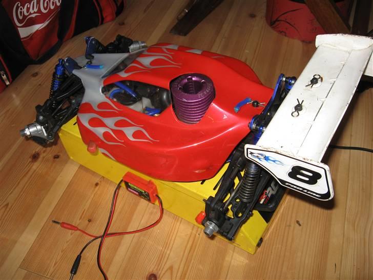 Bil Kyosho Inferno 8P Powered billede 4