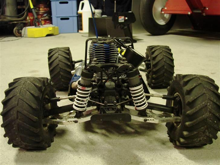 Off-Roader Traxxas jato 3.3  - bagfra uden karossen billede 6