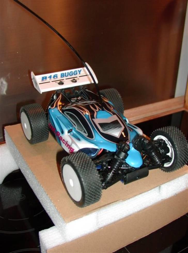 Bil graupner - taget jule aften lige inden den blev sat i opladeren billede 1