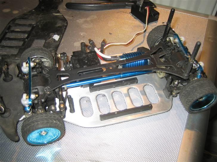 Bil HBX VMAX - Bil 1 med brushless motor og lipobatteri billede 1