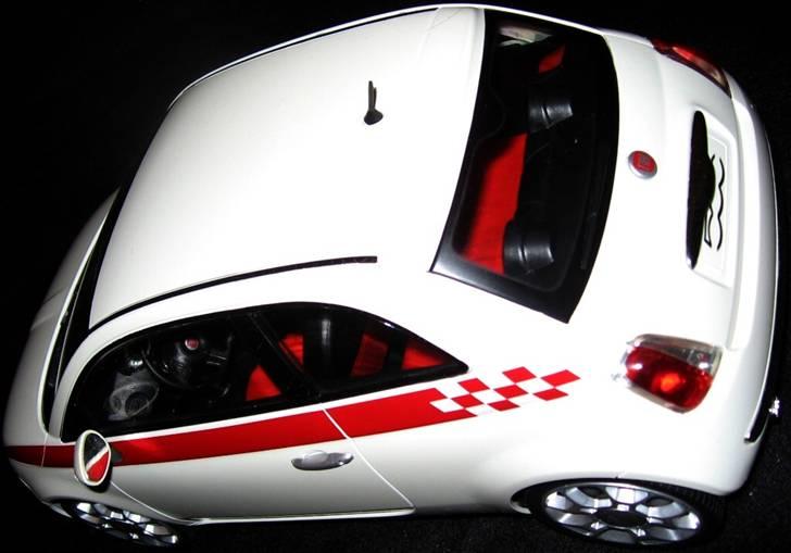 Bil FIAT 500 - Kabinen er ret detaljeret... billede 4