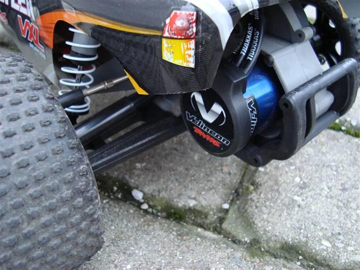 Off-Roader TraxxasRustler VXL SÆLGES billede 9