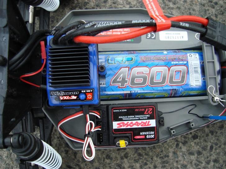 Off-Roader TraxxasRustler VXL SÆLGES billede 15