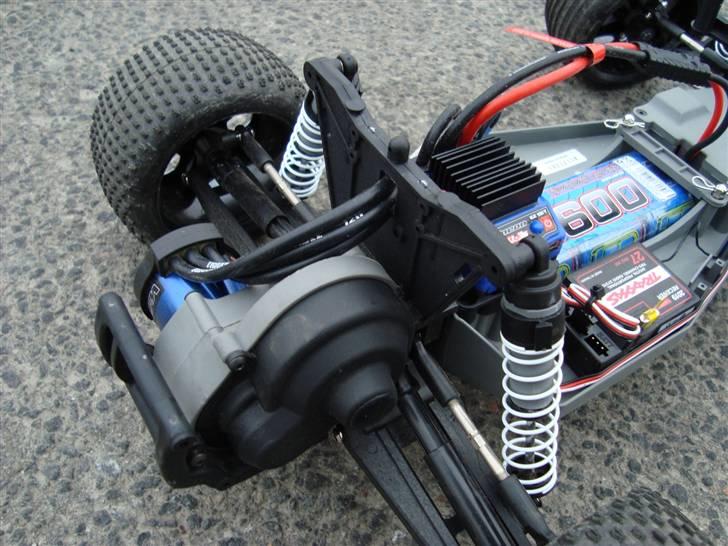 Off-Roader TraxxasRustler VXL SÆLGES billede 16