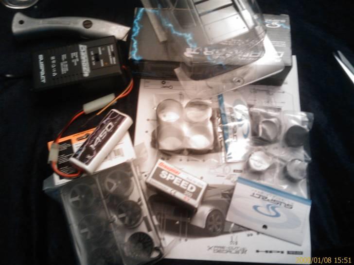 Bil V-MAX Driftcar  - Alt til ombygningen er pakket ud af kassen. billede 9