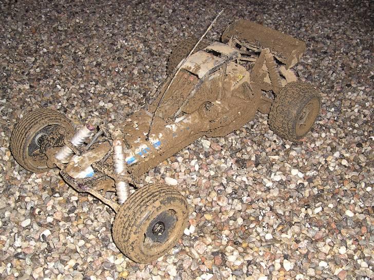 Buggy Baja 5B RTR - Efter lidt kørsel i Kolding billede 5