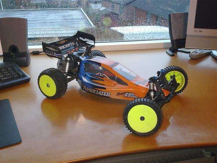 Buggy Team ASSO B4 billede 2