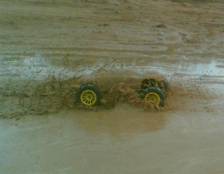 Off-Roader Traxxas E-Maxx billede 15