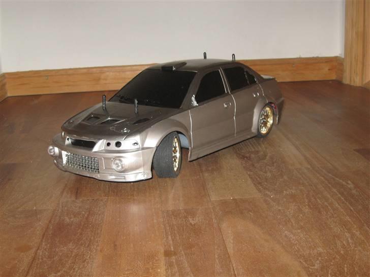Bil hbx. Mitsubishi evo billede 1
