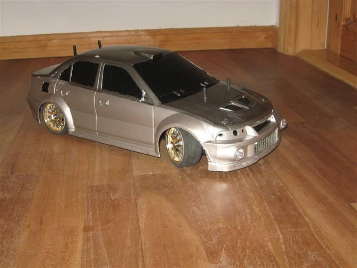 Bil hbx. Mitsubishi evo billede 2