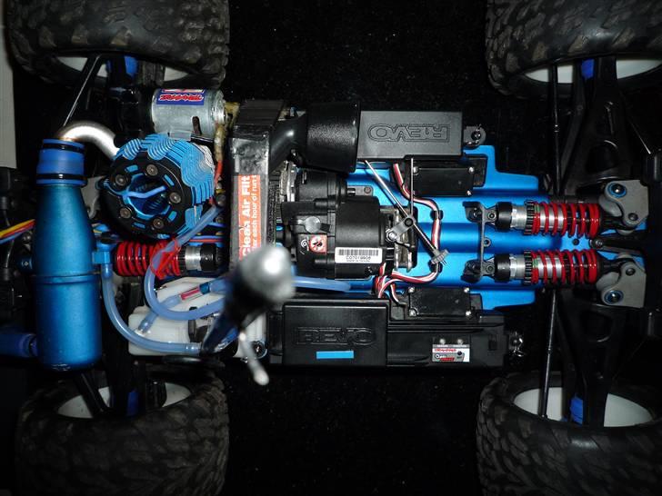 Bil Traxxas Revo 3.3  billede 2