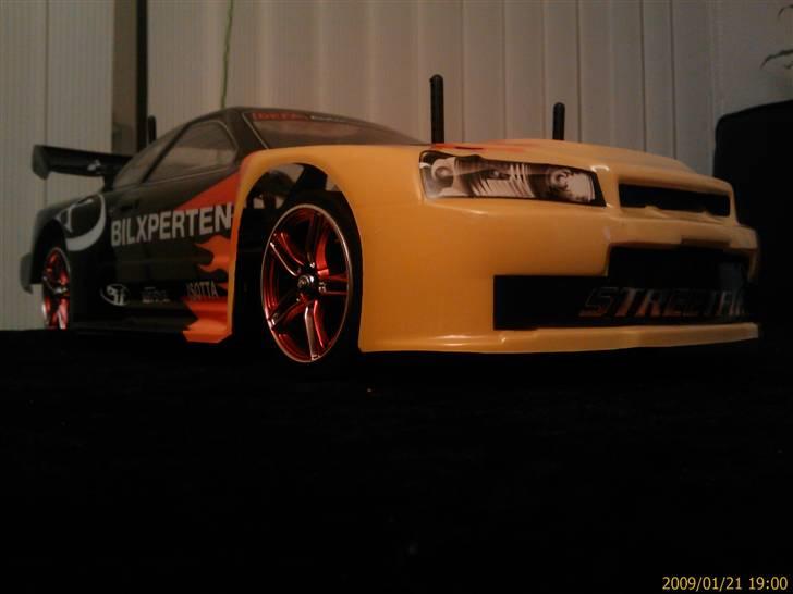 Bil HBX Skyline BXP - bilen er købt til det ene formål, at drifte med den, ikke bane løb osv kun drift billede 15