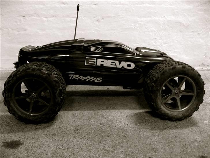 Off-Roader E-Revo MAMBA MONSTER billede 1