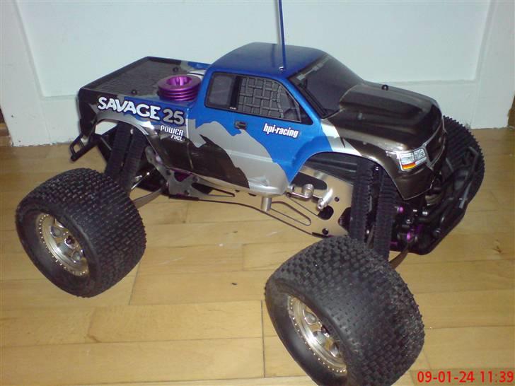 Bil Savage 25 Limited Edition billede 1