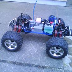 Truck Traxxas T-maxx 3,3