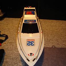 Båd V-500 powerboat