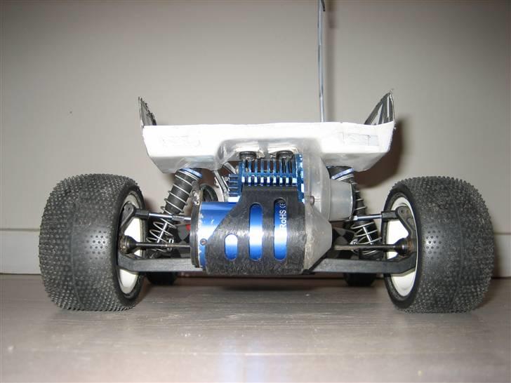 Buggy B4 Brushless  billede 7