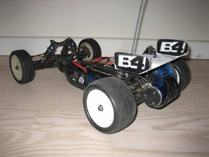 Buggy B4 Brushless  billede 13