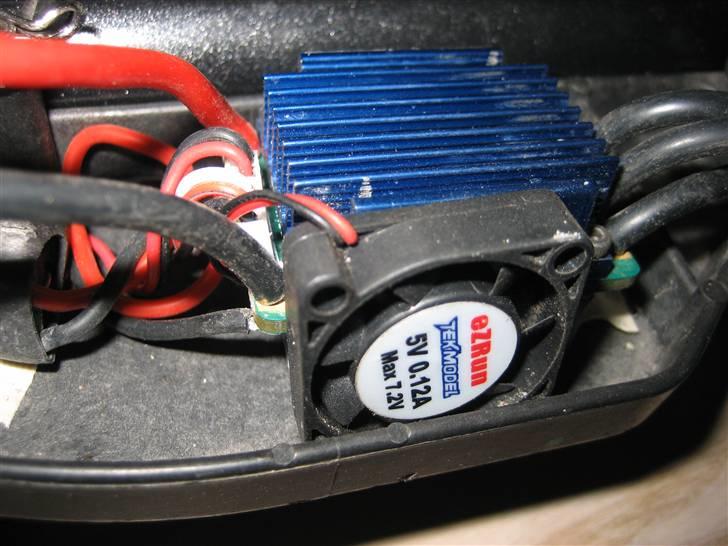 Buggy B4 Brushless  billede 18