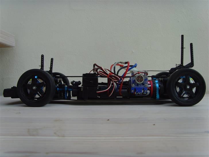 Bil Tamiya TT-01 Carbon billede 10