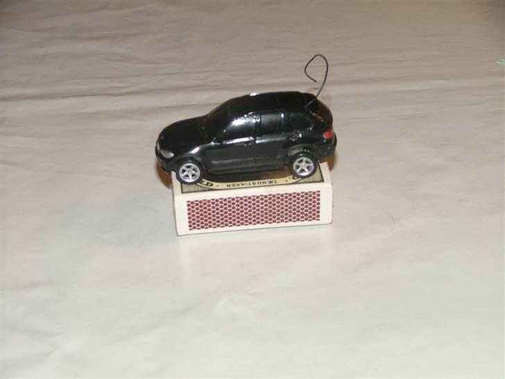 Bil rastar bmw x5 billede 6