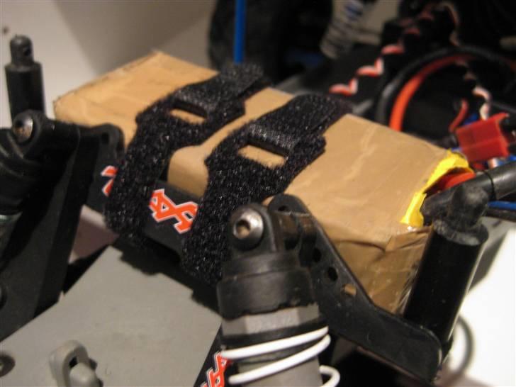 Off-Roader TRX Rustler VXL Solgt ! - Rhino 3S2P 4000mah 25C ! Test mount ! Måske den laver mindre wheelies ?  billede 16