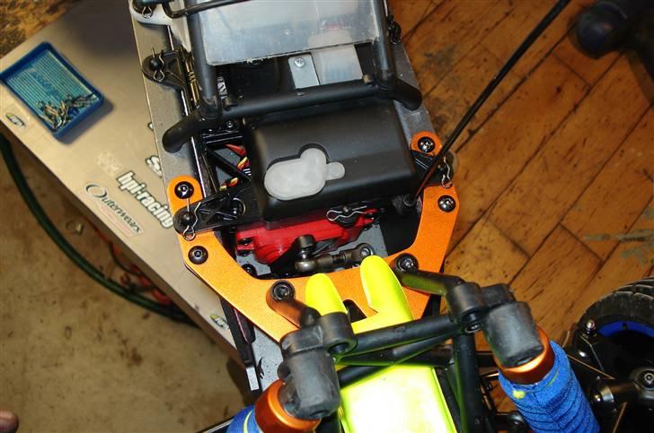 Buggy HPI BAJA SS SOLGT - Rhino servo installeret efter 4 gange nye tandhjul i HPI SS servoen billede 9