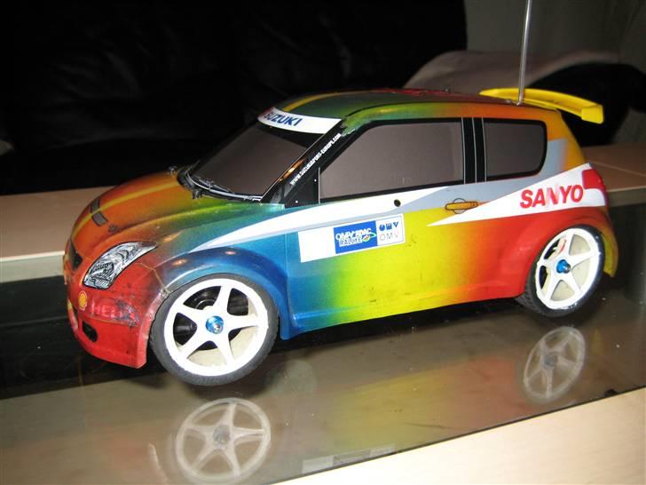 Bil           SUZUKI  SWIFT billede 1