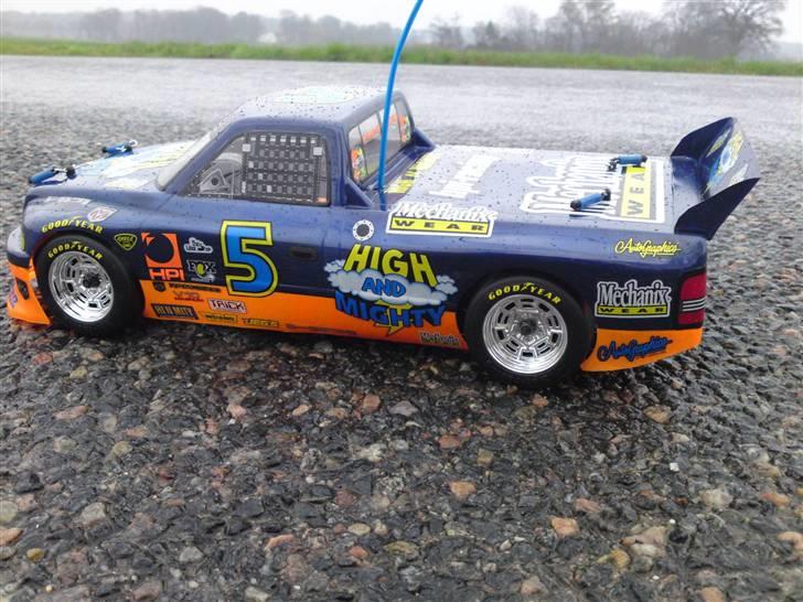 Bil HPI RS4 Pro 3 Dodge Ram 5 - HPI RS4 Pro 3 Nascar Craftsman Truck Series Dodge Ram 3500 High And Mighty 5 billede 3